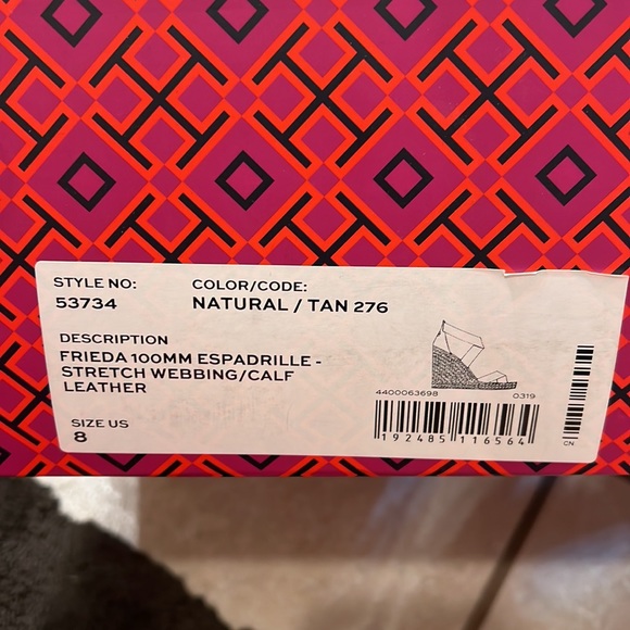 Tory Burch size 8 wedges, nude color - Picture 5 of 8